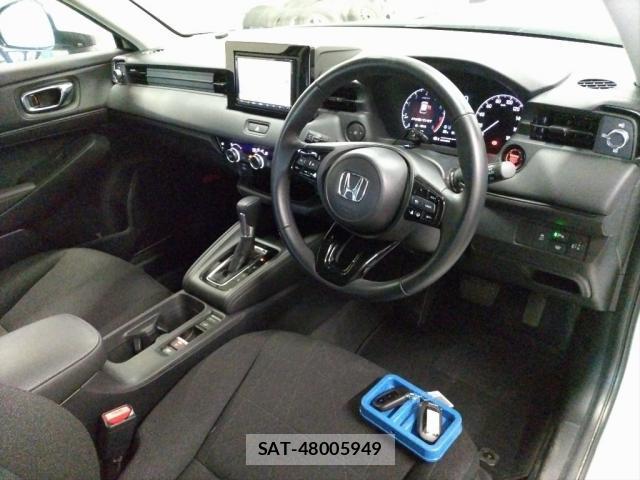 Honda VEZEL 2025-04 8877678-2