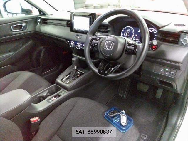 Honda VEZEL 2025-04 8877685-2