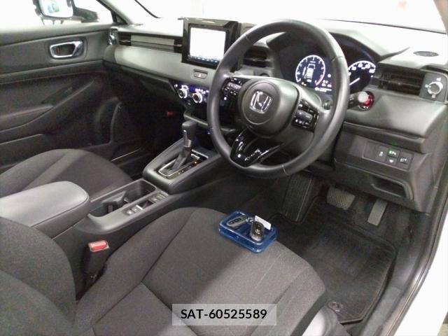 Honda VEZEL 2025-04 8877687-2