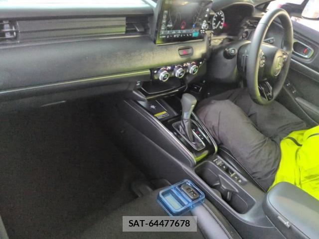 Honda VEZEL 2026-03 8877698-2