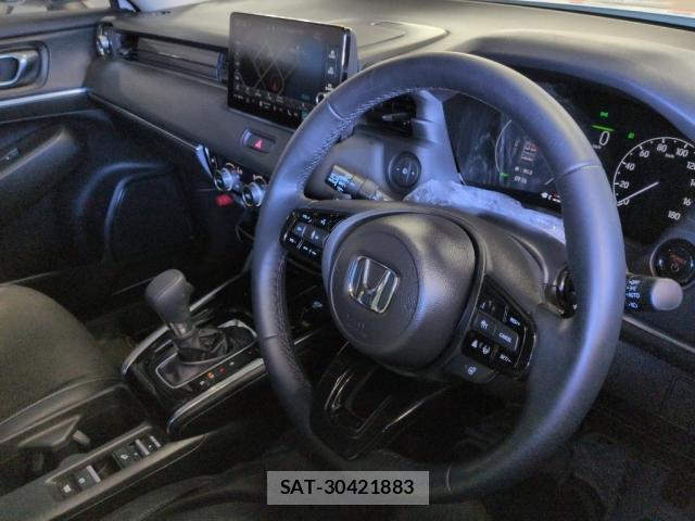Honda VEZEL 2025-04 8877784-2