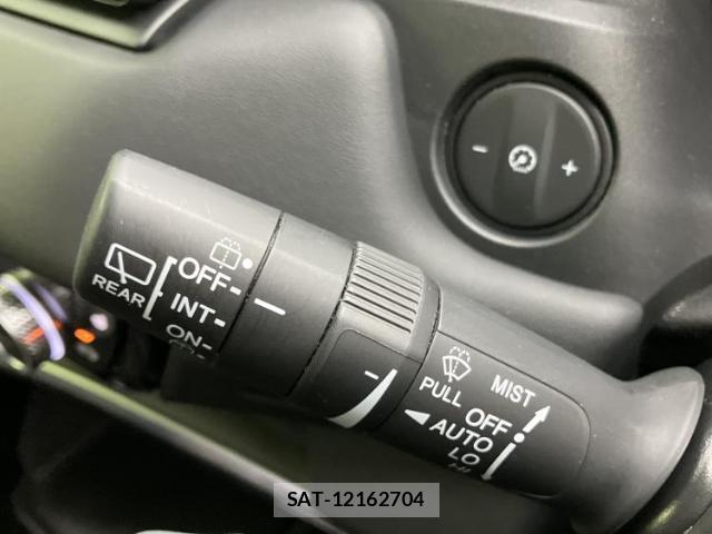 Honda VEZEL 2024-03 8878189-16
