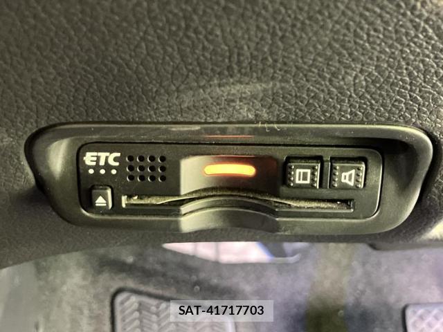 Honda VEZEL 2019-02 8878201-12