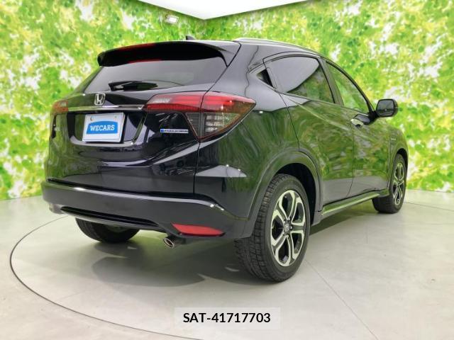 Honda VEZEL 2019-02 8878201-2