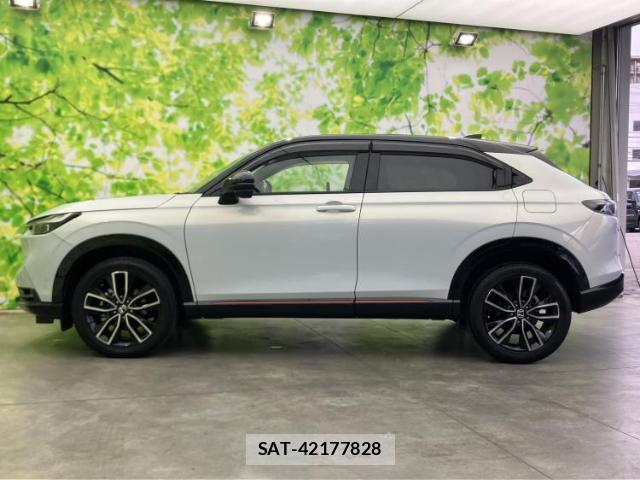 Honda VEZEL 2021-05 8878394-1