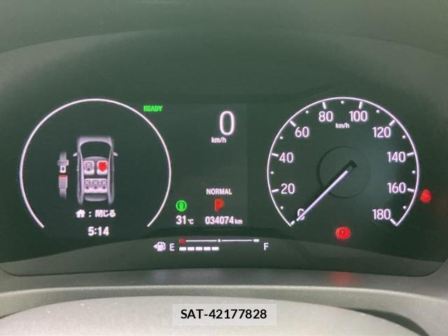 Honda VEZEL 2021-05 8878394-12