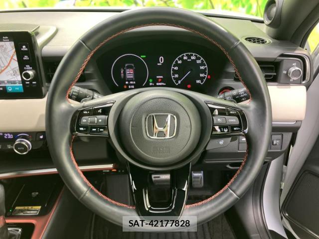 Honda VEZEL 2021-05 8878394-13