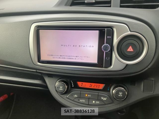 Toyota VITZ 2013-11 8876074-11