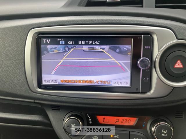 Toyota VITZ 2013-11 8876074-14