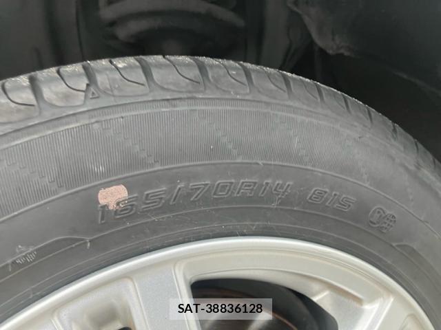 Toyota VITZ 2013-11 8876074-6