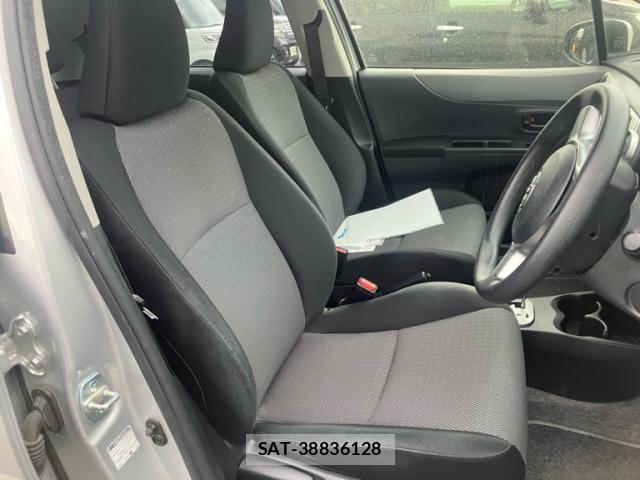 Toyota VITZ 2013-11 8876074-8