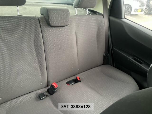 Toyota VITZ 2013-11 8876074-9