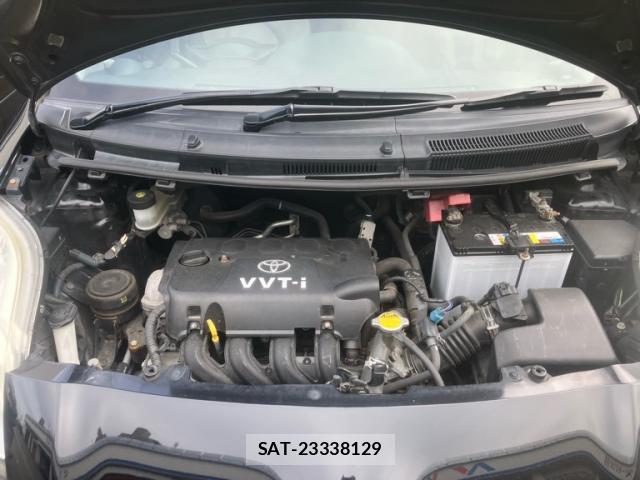 Toyota VITZ 2007-02 8876401-19