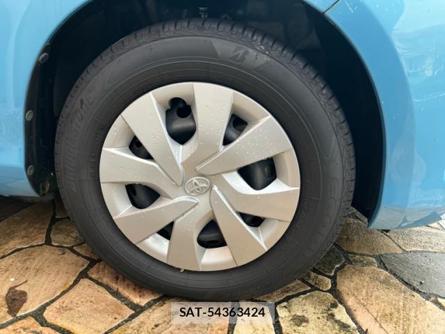 Toyota VITZ 2015-01 8877881-13