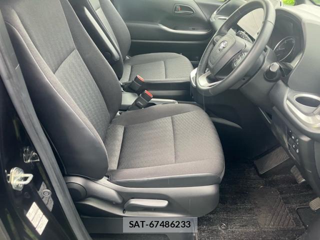Toyota VOXY 2023-04 8876277-10