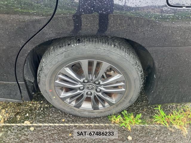 Toyota VOXY 2023-04 8876277-13