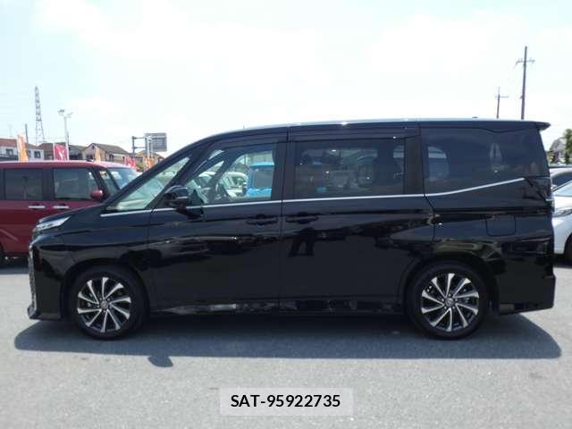 Toyota VOXY 2023-11 8876499-6