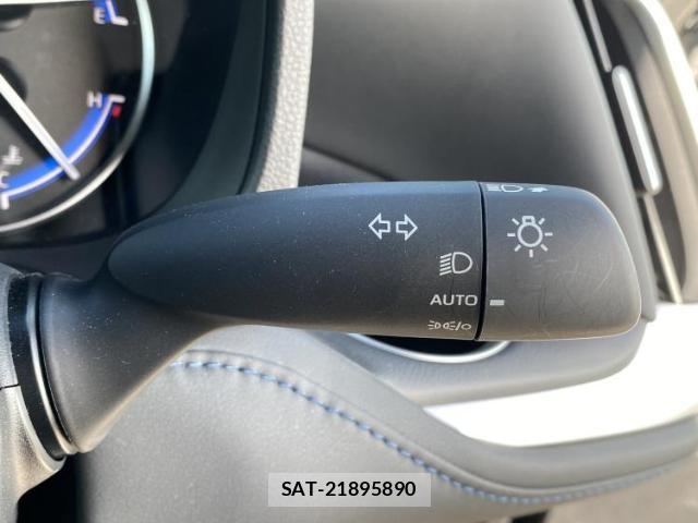 Toyota VOXY 2026-01 8876509-14
