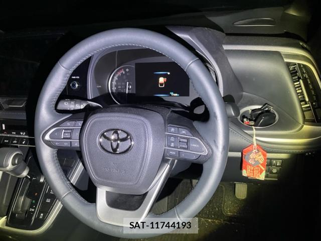 Toyota VOXY 2024-06 8876518-18