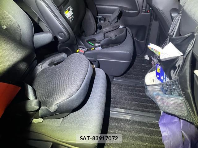 Toyota VOXY 2022-10 8876559-10