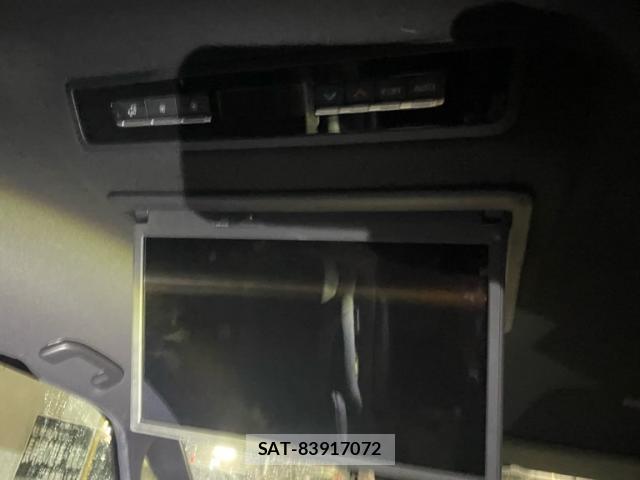 Toyota VOXY 2022-10 8876559-11