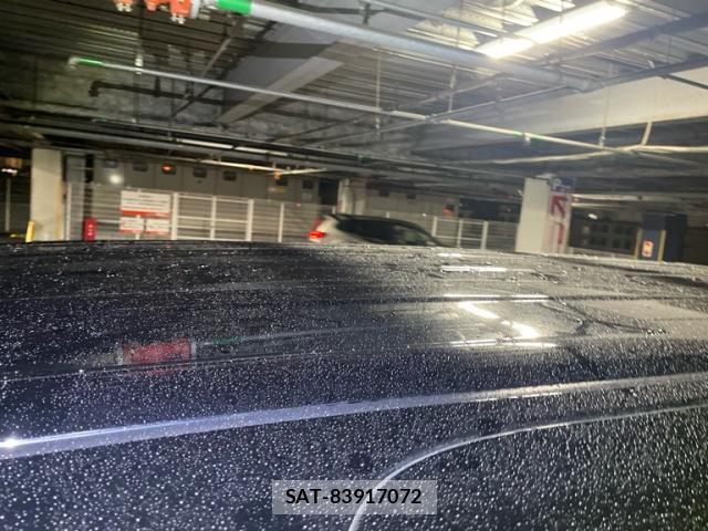 Toyota VOXY 2022-10 8876559-7