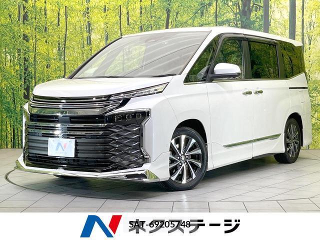 Toyota VOXY 2023-06 8876777-0