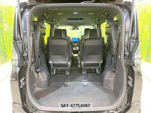 Toyota VOXY 2022-10 8876791-10