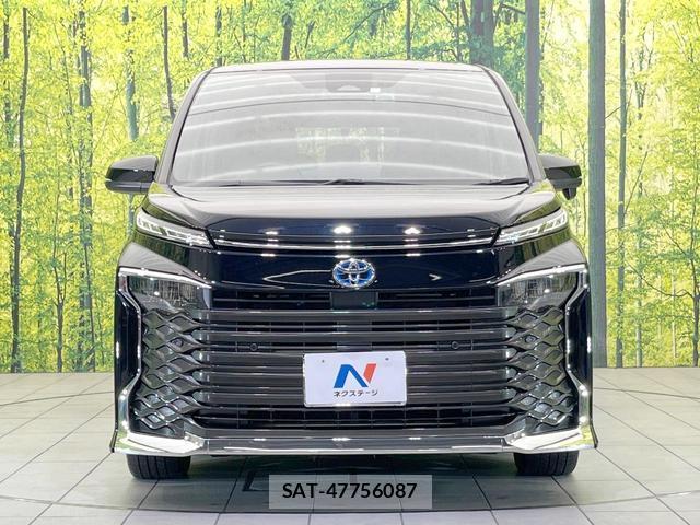 Toyota VOXY 2022-10 8876791-14