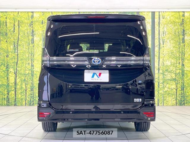 Toyota VOXY 2022-10 8876791-15