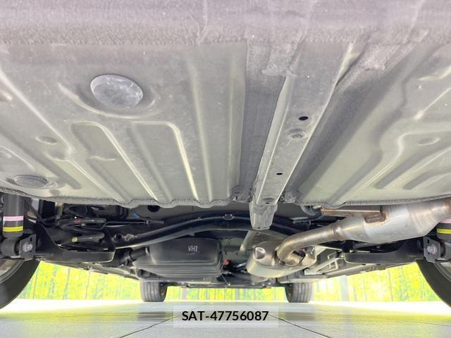 Toyota VOXY 2022-10 8876791-19