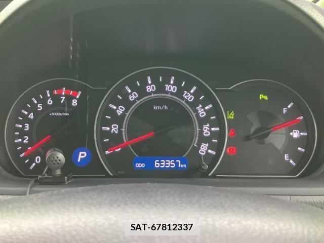 Toyota VOXY 2021-01 8877020-12