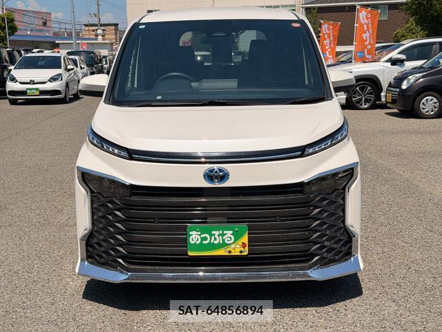 Toyota VOXY 2024-02 8877063-1