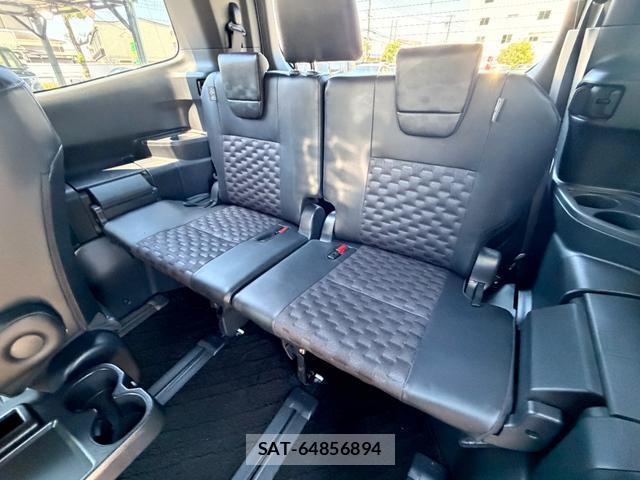 Toyota VOXY 2024-02 8877063-14