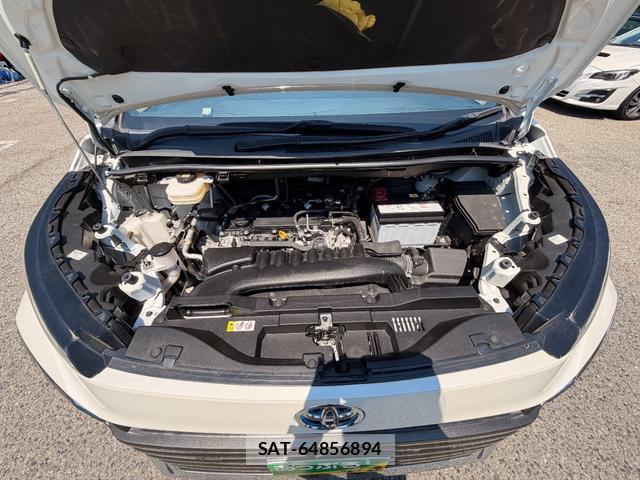 Toyota VOXY 2024-02 8877063-17