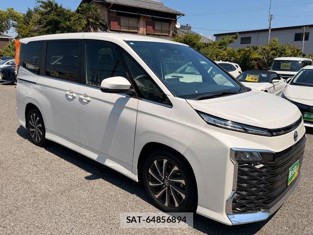 Toyota VOXY 2024-02 8877063-5