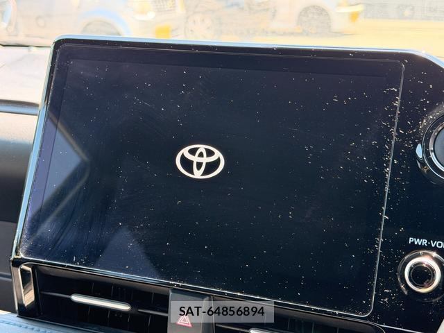 Toyota VOXY 2024-02 8877063-9