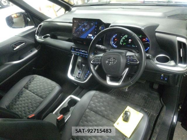 Toyota VOXY 2022-09 8877364-2