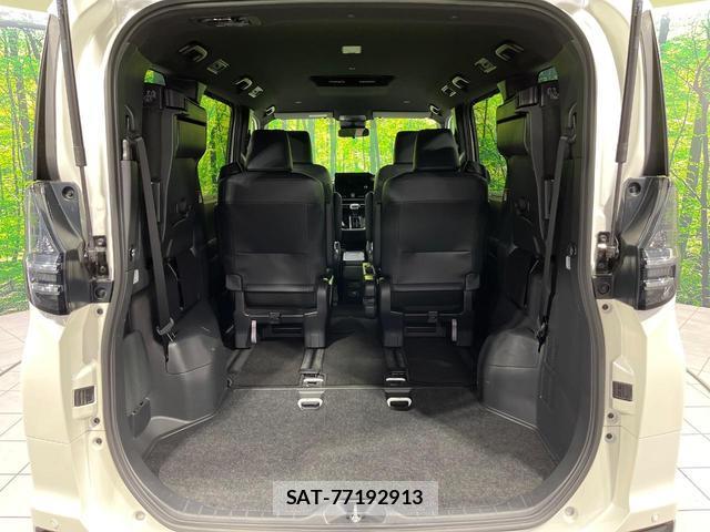 Toyota VOXY 2025-09 8877375-10