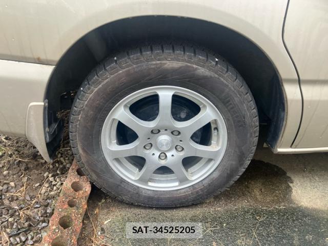 Toyota VOXY 2005-09 8877425-13