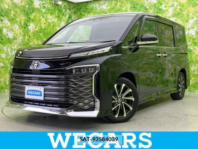 Toyota VOXY 2022-04 8877611-0