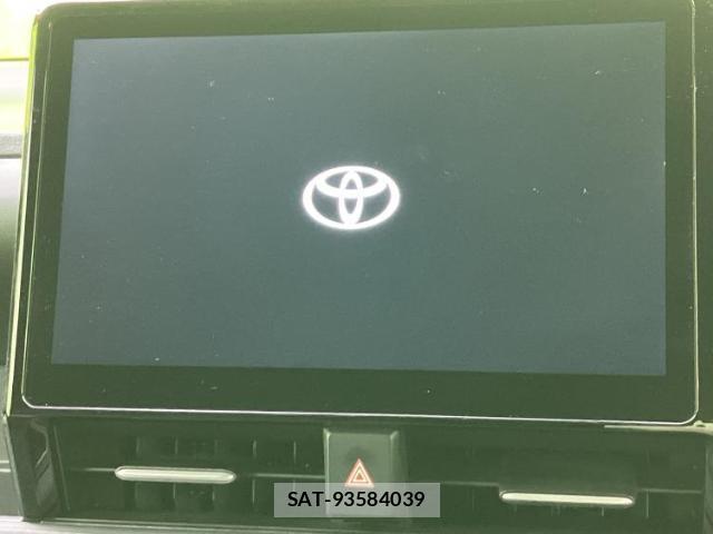 Toyota VOXY 2022-04 8877611-8