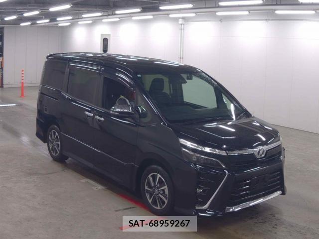 Toyota VOXY 2019-09 8877774-0