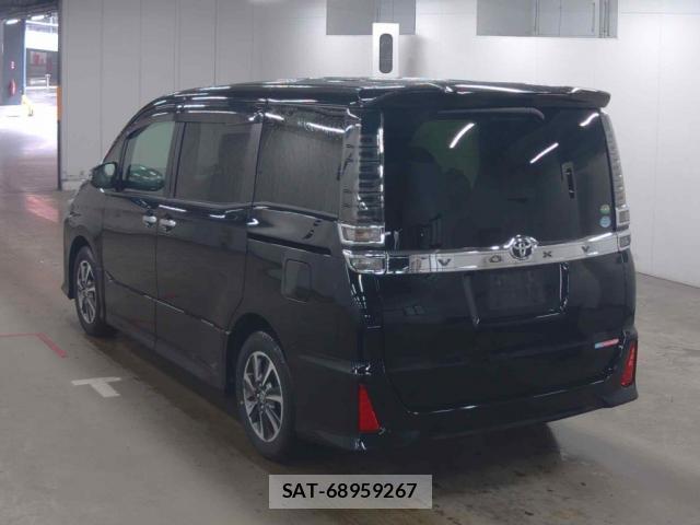 Toyota VOXY 2019-09 8877774-1
