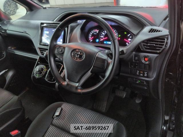 Toyota VOXY 2019-09 8877774-2