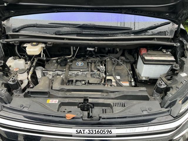 Toyota VOXY 2023-01 8877904-18