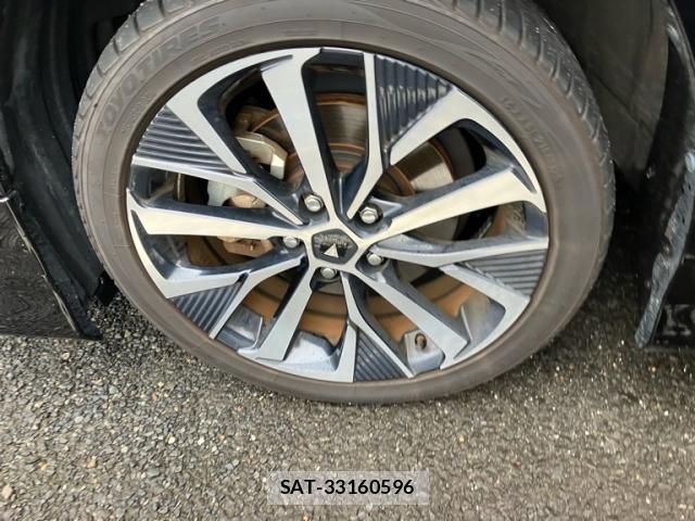 Toyota VOXY 2023-01 8877904-6