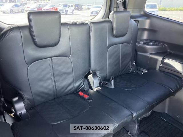 Toyota VOXY 2023-06 8878103-6