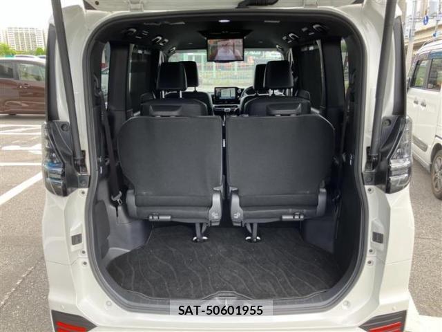 Toyota VOXY 2022-09 8878172-6