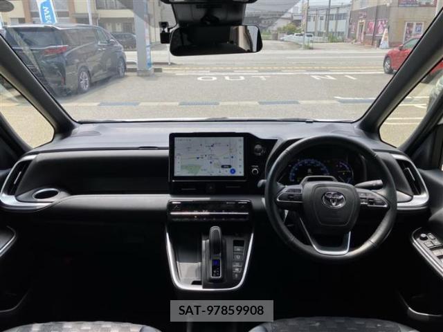 Toyota VOXY 2025-02 8878206-3